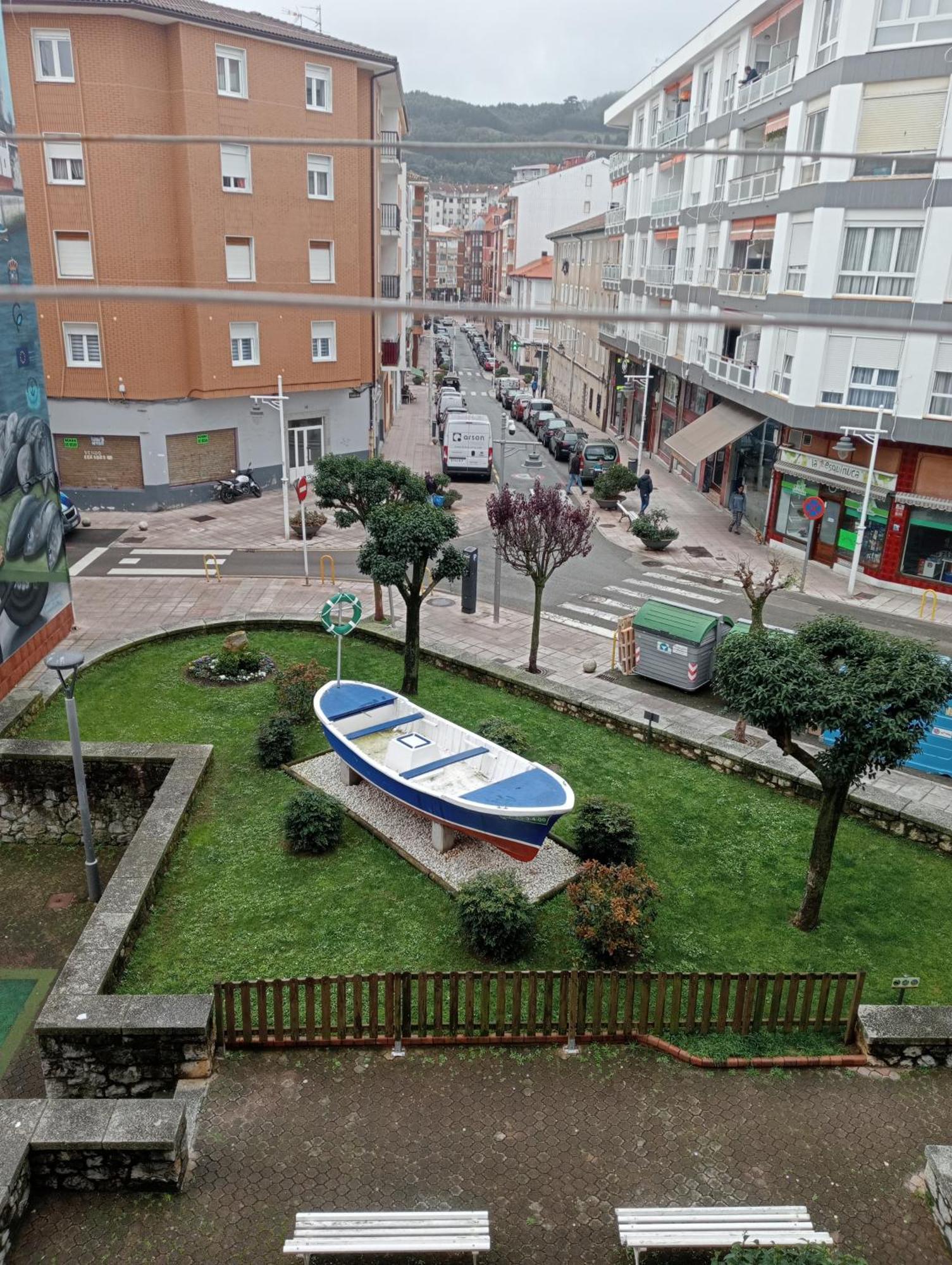 Alojamiento En Pleno Centro De Castro Urdiales Eksteriør billede
